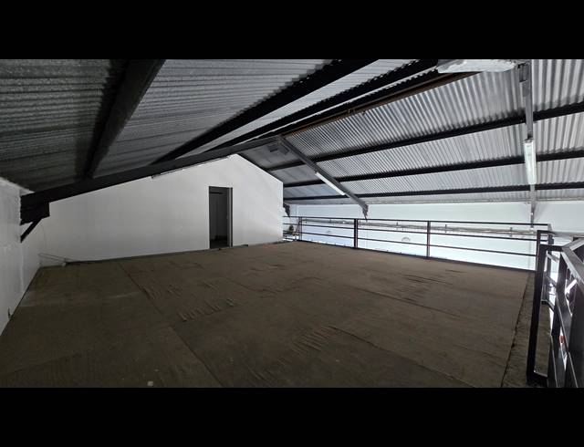 680M² WAREHOUSE TO LET IN SEBENZA